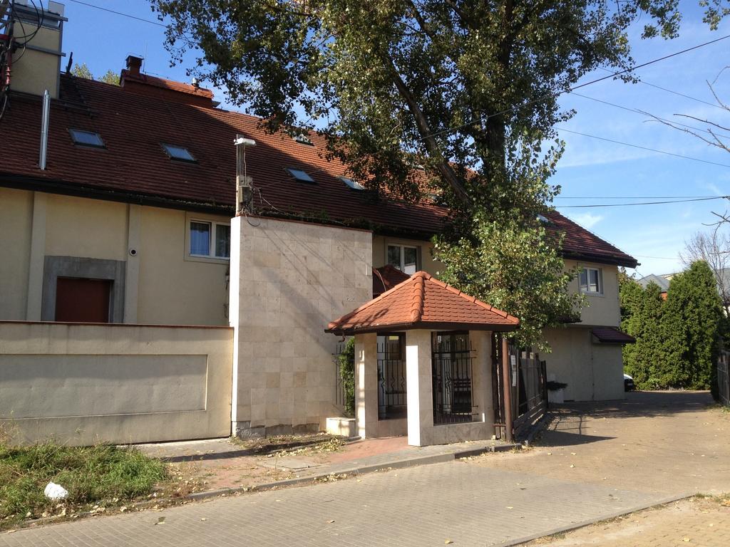 Hotel Tenishouse Marki  Exterior foto